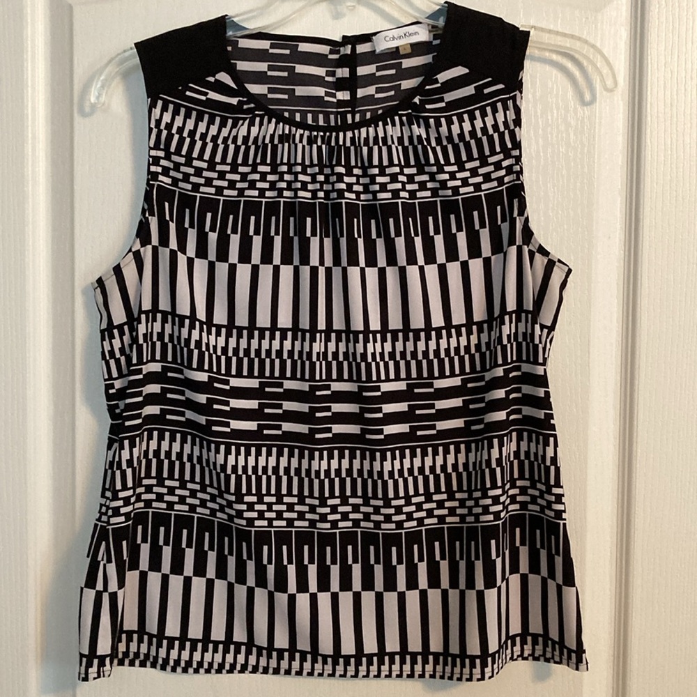 Calvin Klein Sleeveless Blouse Large